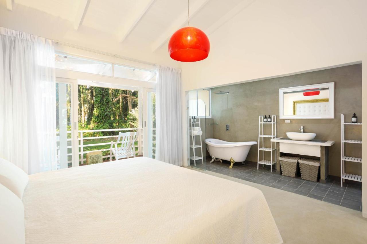 Gigi Brown Villa Paparazzi Beachfront Puerto Viejo de Talamanca Ngoại thất bức ảnh