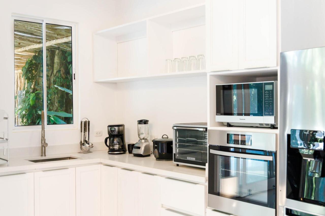 Gigi Brown Villa Paparazzi Beachfront Puerto Viejo de Talamanca Ngoại thất bức ảnh